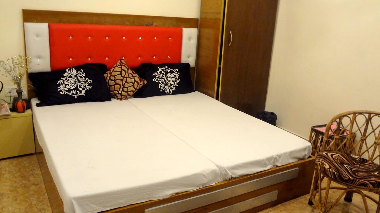 Hotel Rattans Regency Roorkee Exteriör bild